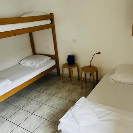 Hostel Les Bois Verts *